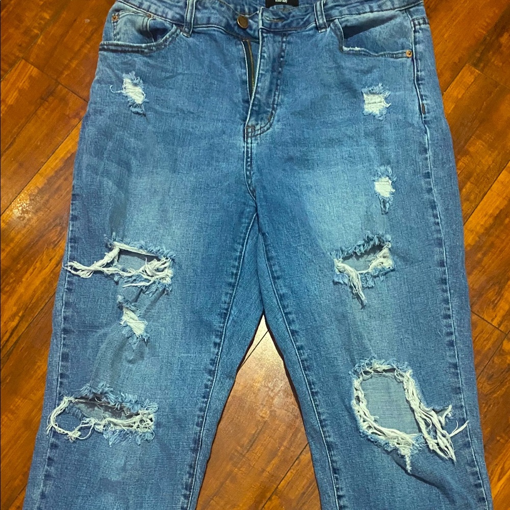 Fashionnova mom Jeans